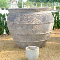 Atlantis pot D93cm x H89cm